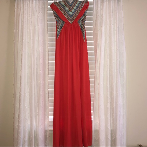 Maxi dress - Picture 1 of 4